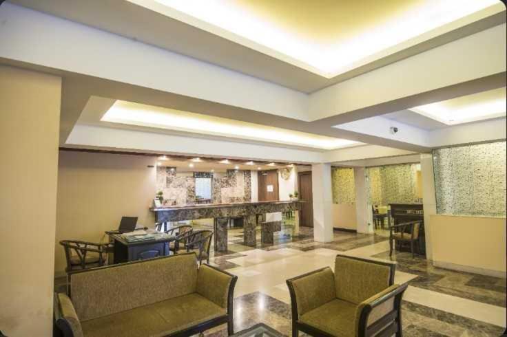 Palette Hotel Nisarga By Sunday Bhopal Zewnętrze zdjęcie
