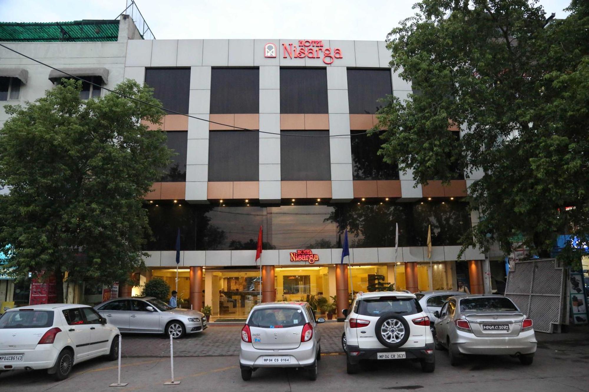 Palette Hotel Nisarga By Sunday Bhopal Zewnętrze zdjęcie